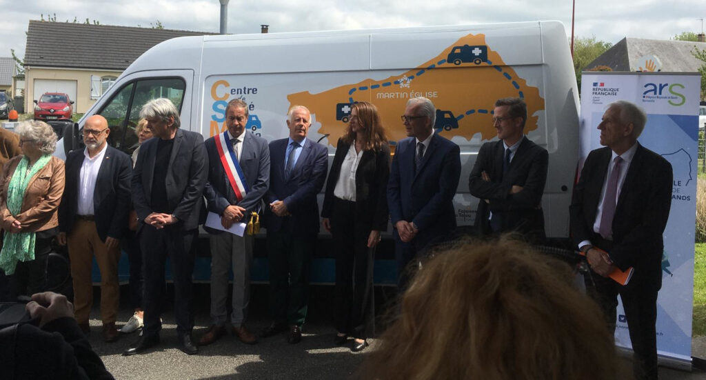 Inauguration du centre de santé mobile du territoire de Caux Bray Albâtre